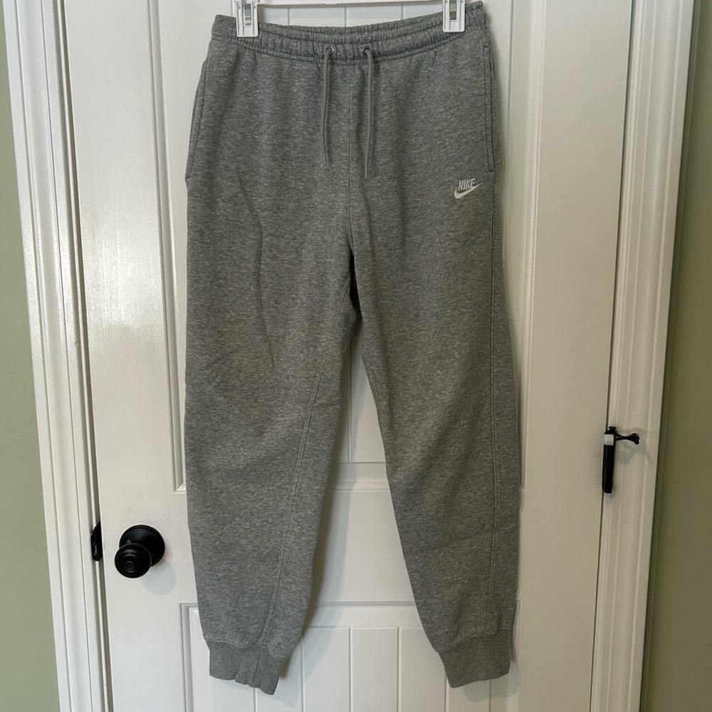 Nike Heather Gray Joggers Men’s Medium